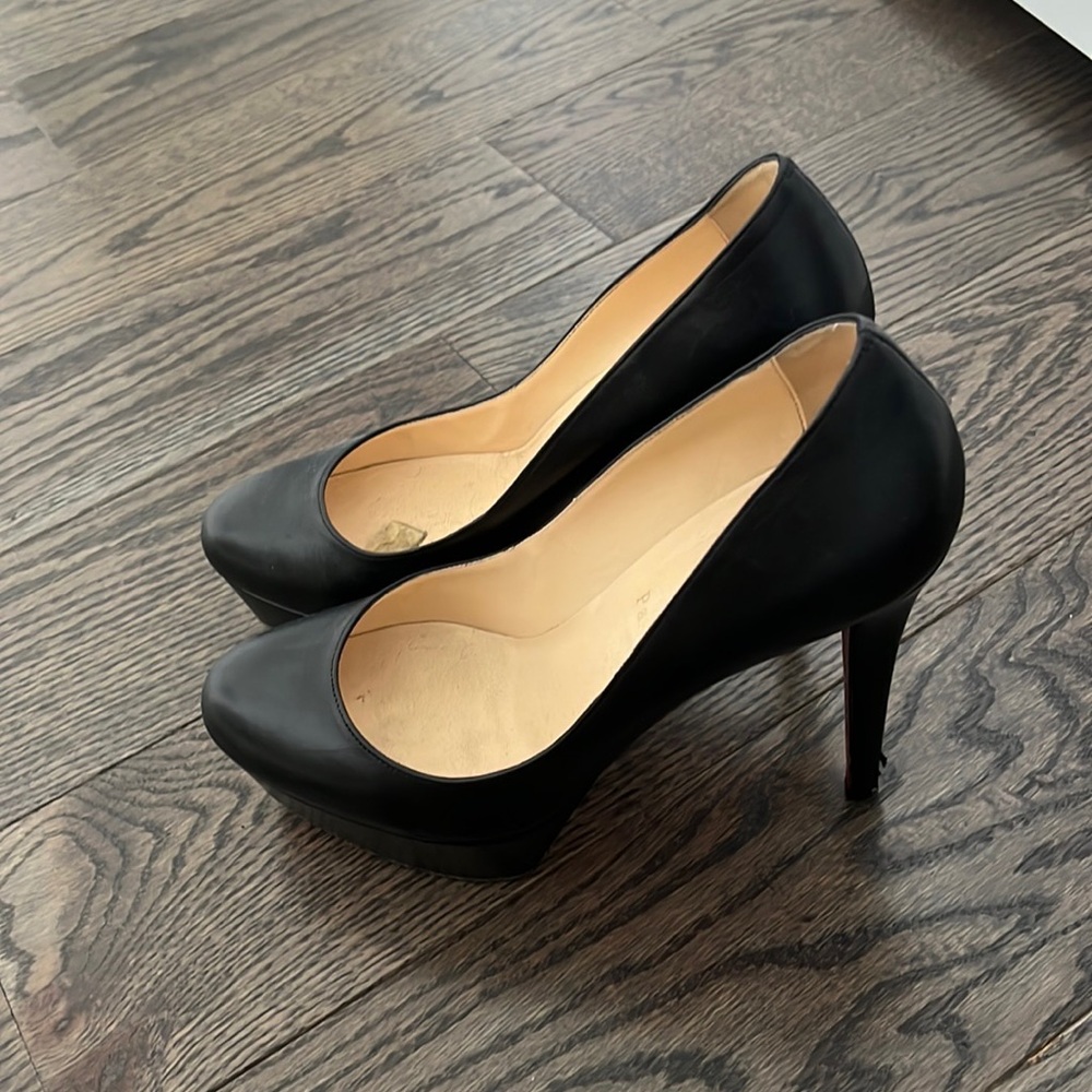 louboutin pump